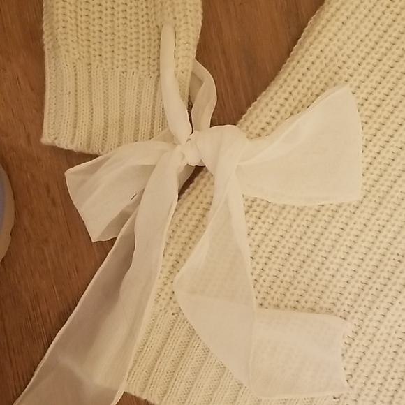 Love by Design Sweater, Small - Picture 3 of 7